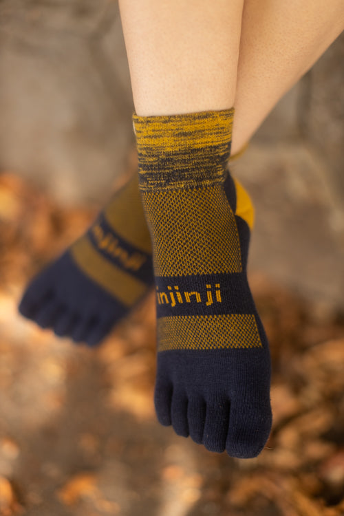 Spaced Dyed Trail Mini Crew Toe Socks