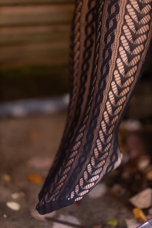 Plus Size Braided Swirls Net Tights