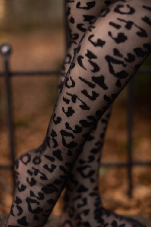 Leopard-print tights