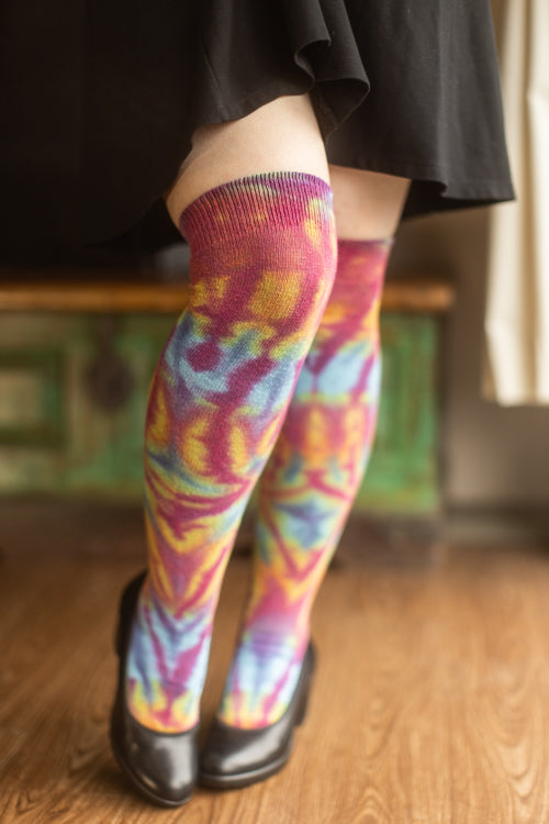 O Tie Dye Knee Socks - Pinky's Rainbow