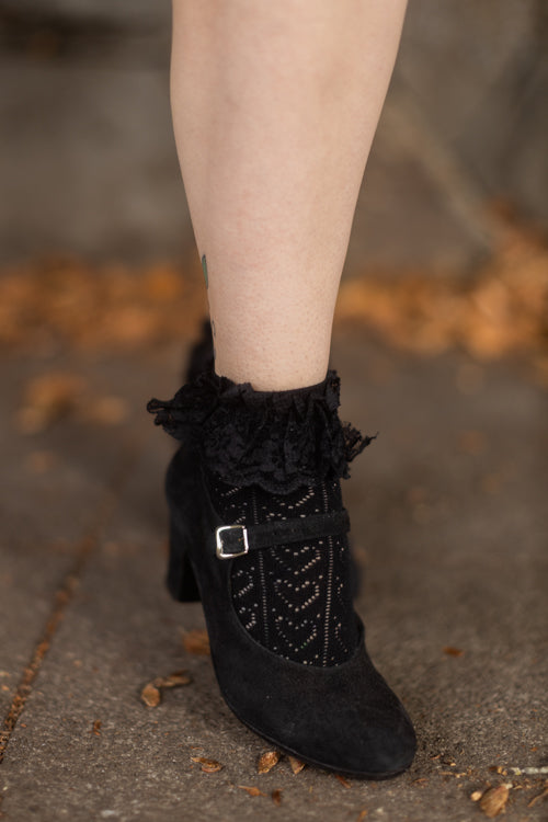 Heart Net Ankle with Ruffle