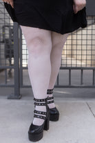 Plus Size Fishnet Seamless Pantyhose - baby Pink