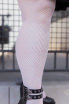Plus Size Fishnet Seamless Pantyhose - baby Pink