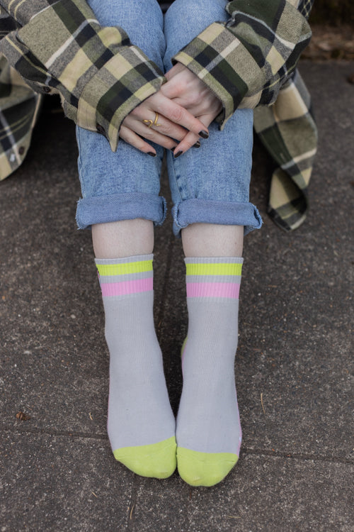 Toe Beans Club Quarter Crew