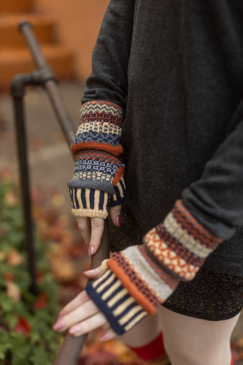 Nutmeg Arm Warmer
