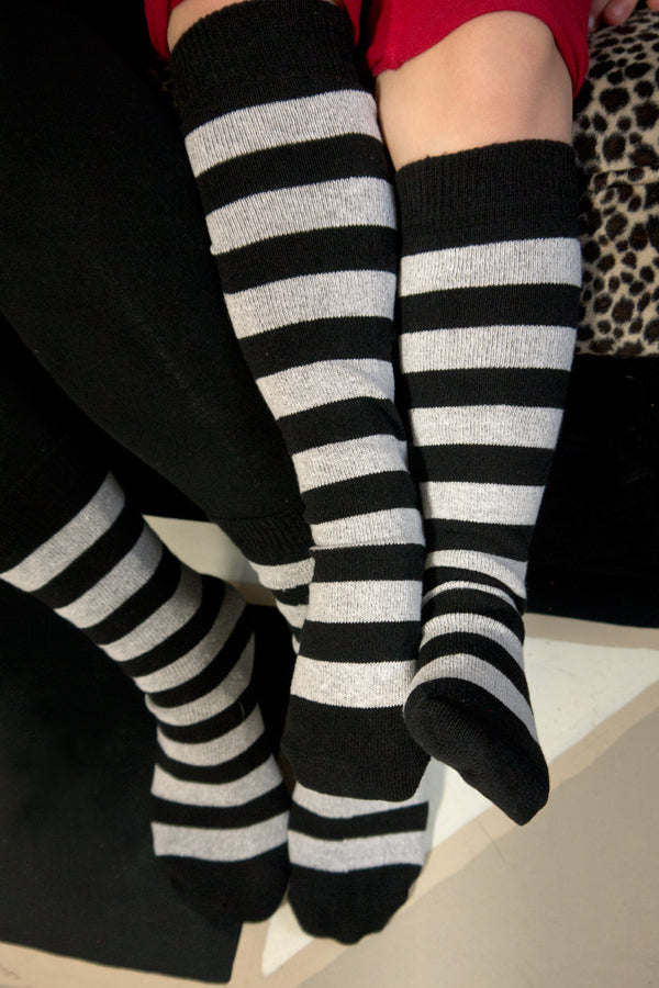 Simply Striped Tube Socks - Black/White