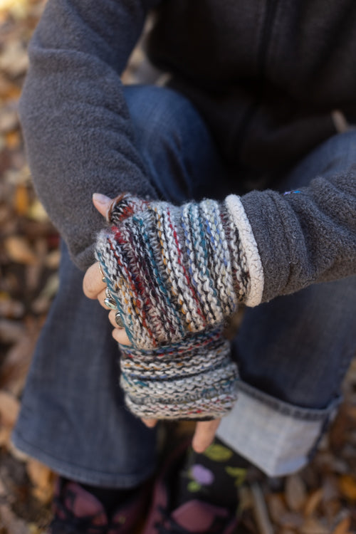 Short Slinky Wool Hand Warmers - Black