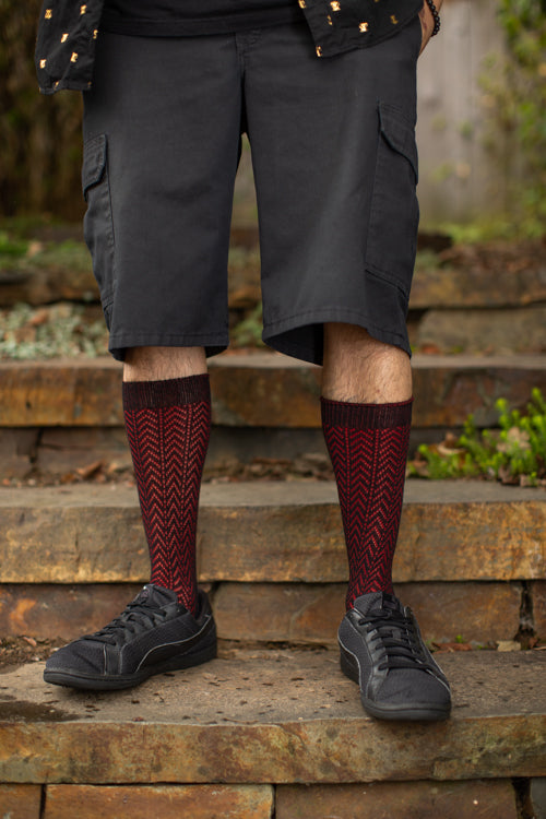 B Chevron Crew Socks - Black/Red