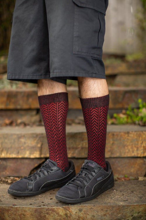 B Chevron Crew Socks - Black/Red