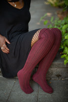Cotton Inklined Knee Socks - dark red/black