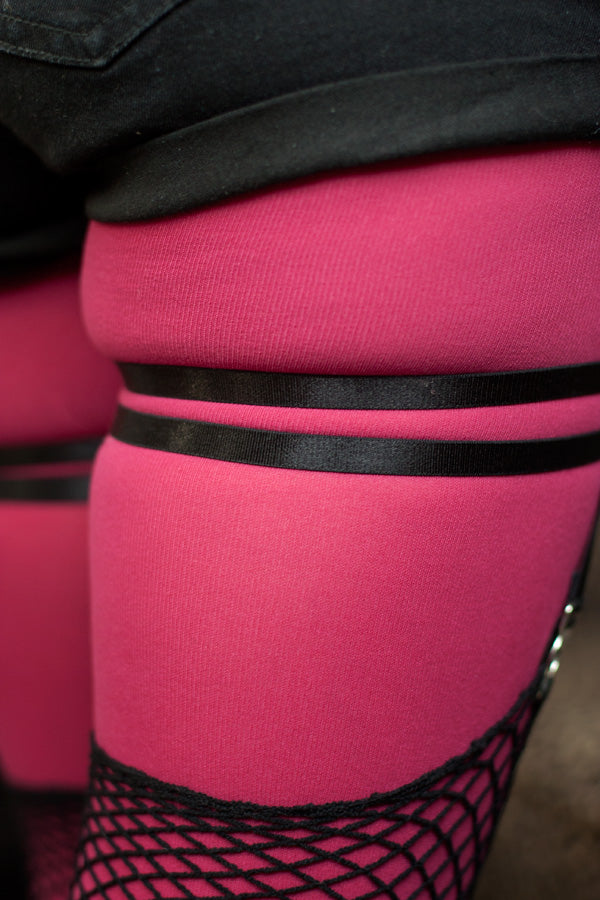 Dual Strap & Heart Elastic Thigh Garter – Sock Dreams