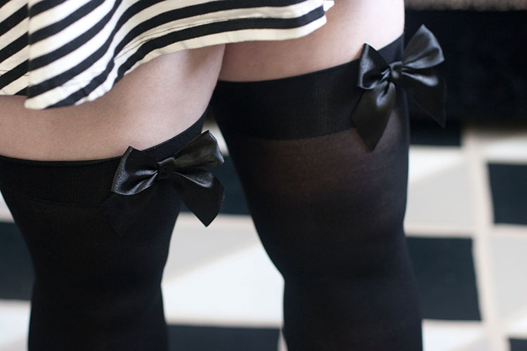 Plus Size Opaque Thigh High Stockings with Bow - Black