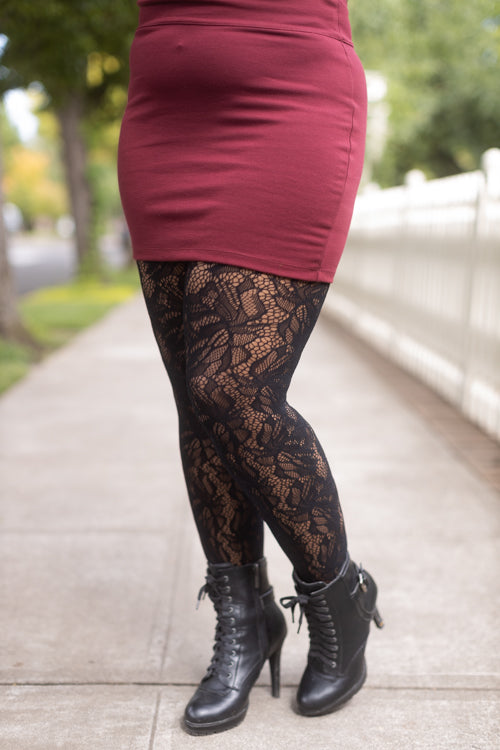 Plus Size Illustrated Flora Net Tights