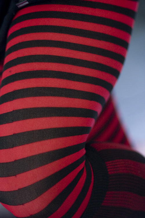 7471-BLK-RED Striped Tights - Black & Red