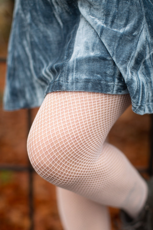 Patterned Fishnet Strappy No Show Toe Socks – Sock Dreams