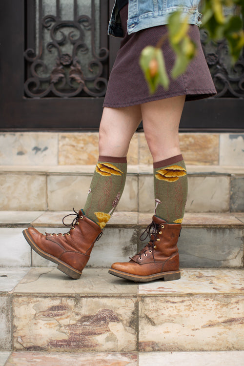 Knee high socks hot sale with combat boots