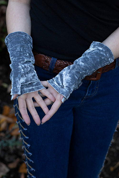 Polonova Imperial Arm Warmers - Silver with Black
