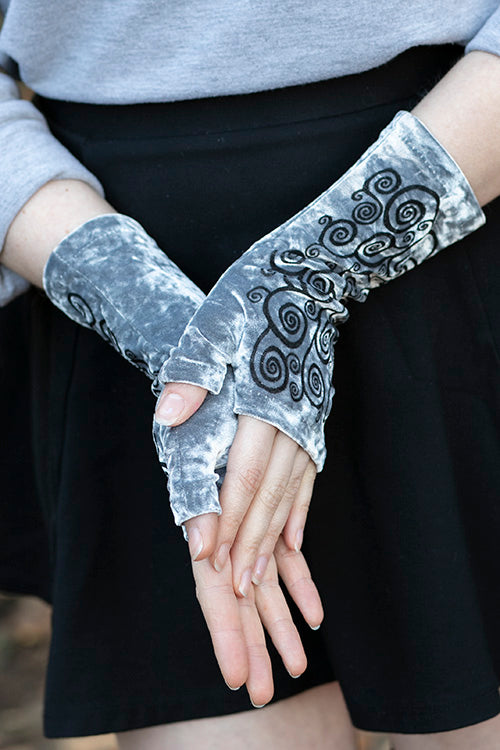 Polonova Klimt Spiral Arm Warmers - Silver with Black