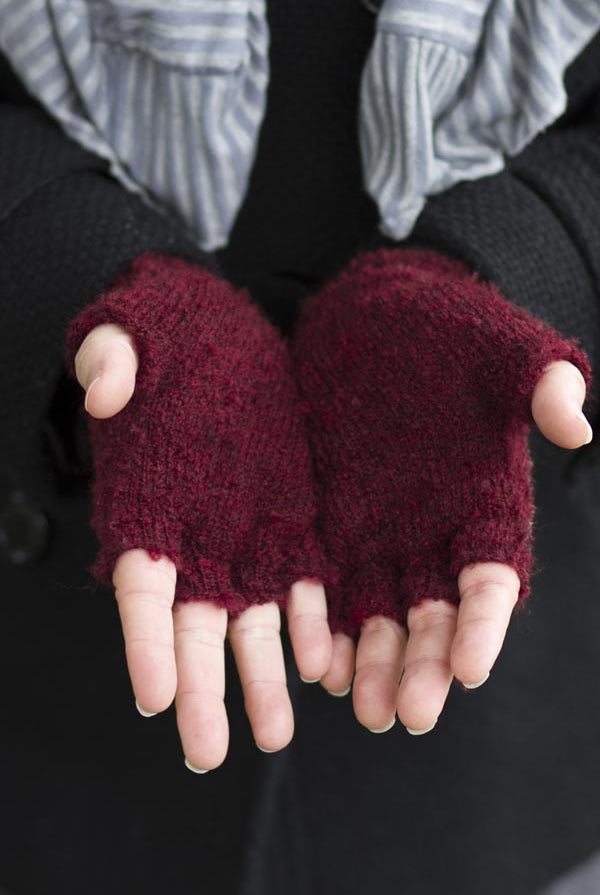 Knit Fingerless Gloves - Burgundy Boucle
